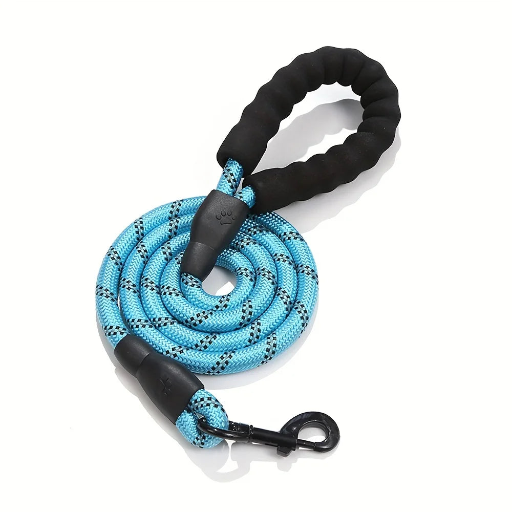 Reflective dog leash with comfortable, padded handle