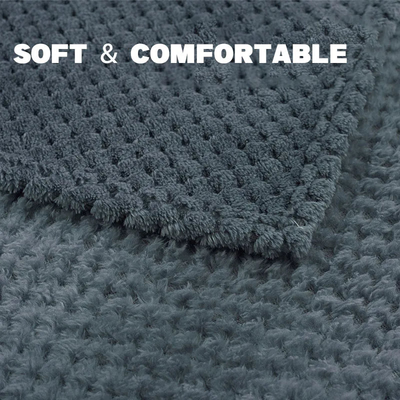 Soft pet blanket for sleeping