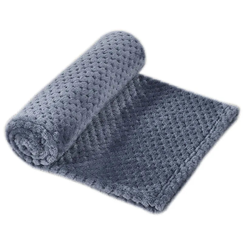 Soft pet blanket for sleeping
